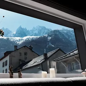 chalet-whymper.hotels-rhonealpes.com/